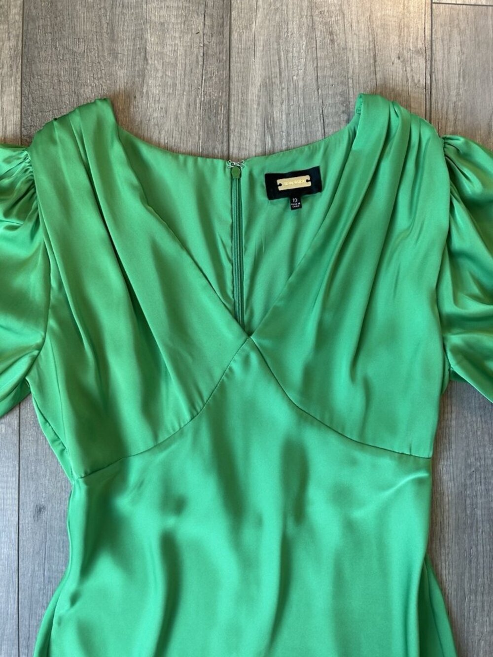 Alexia Admor Felicity Midi Dress Green Puff V Neck Size Spring Wedding Guest Fun - Picture 3 of 16